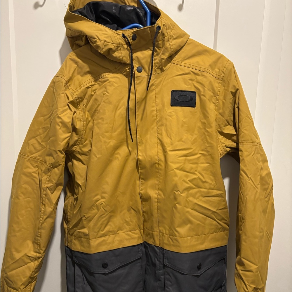 Oakley Men's Mustard Yellow and Charcoal Hooded Ski Jacket